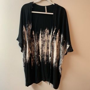 Mono B Black Kimono